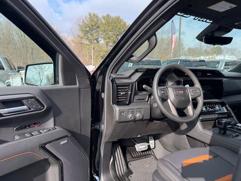 New 2026 GMC Sierra 1500 AT4 w/ Technology Package AWD/4WD image 22