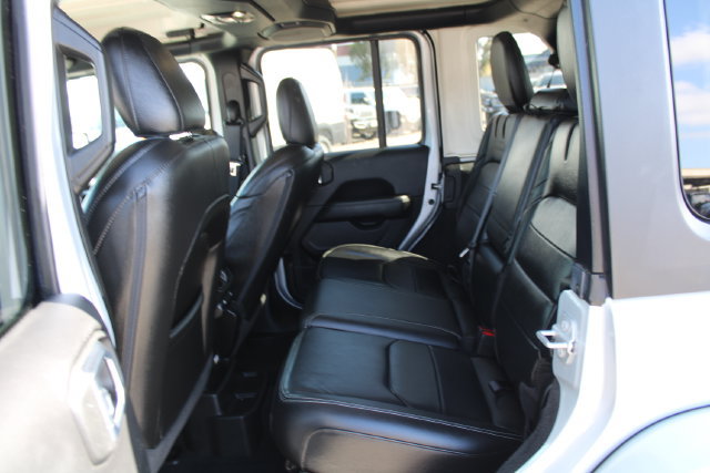 Used 2023 Jeep Wrangler Unlimited Sahara w/ Cold Weather Group AWD/4WD image 54