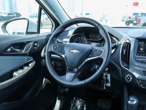 Used 2019 Chevrolet Cruze LS w/ LS Convenience Package FWD image 15