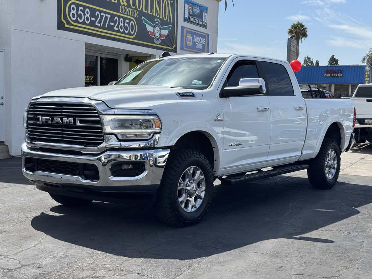 Used 2022 RAM 2500 Laramie AWD/4WD image 3