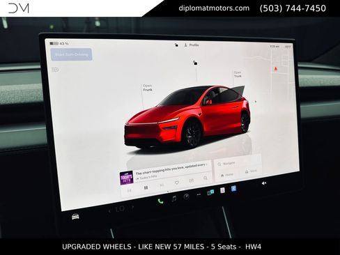 Used 2026 Tesla Model Y AWD image 30