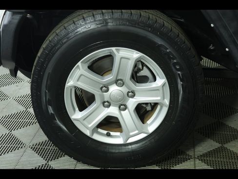 Used 2021 Jeep Wrangler Unlimited Sport w/ Sun And Sound Package AWD/4WD image 6