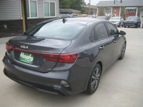 Used 2023 Kia Forte LXS FWD image 7