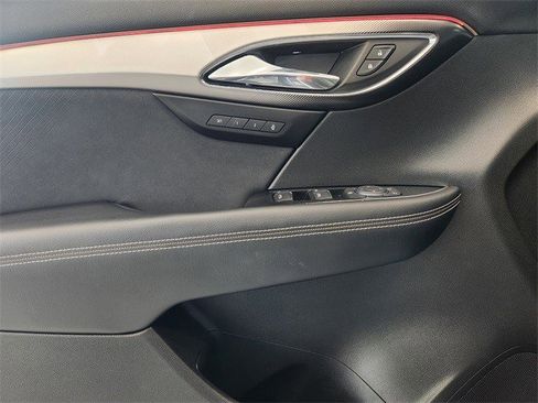 Certified 2025 Buick Envision Sport Touring image 6