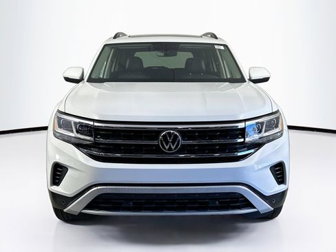 Used 2023 Volkswagen Atlas SE FWD image 2