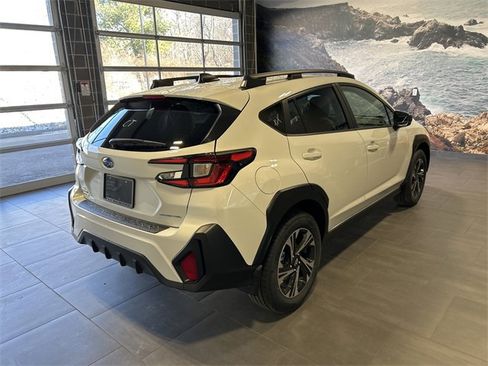 Used 2025 Subaru Crosstrek 2.0i Premium image 6