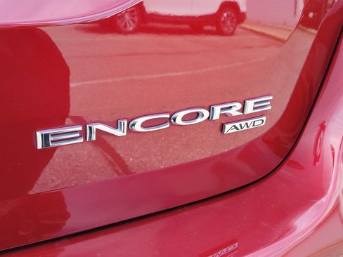 Used 2021 Buick Encore Preferred w/ Safety Package image 6