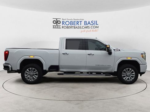 Used 2022 GMC Sierra 2500 Denali w/ Denali Ultimate Package image 6