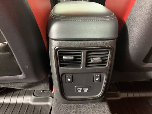 Used 2022 Dodge Charger R/T w/ Daytona Edition Group RWD image 34