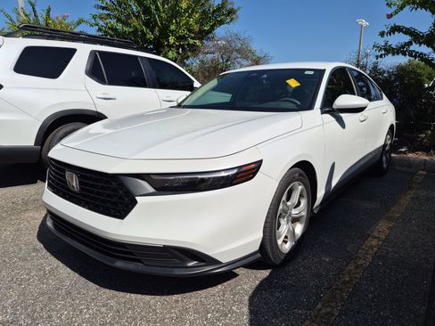 Used 2023 Honda Accord LX image 1