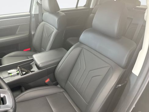 Used 2026 Hyundai Santa Fe SEL AWD/4WD image 11