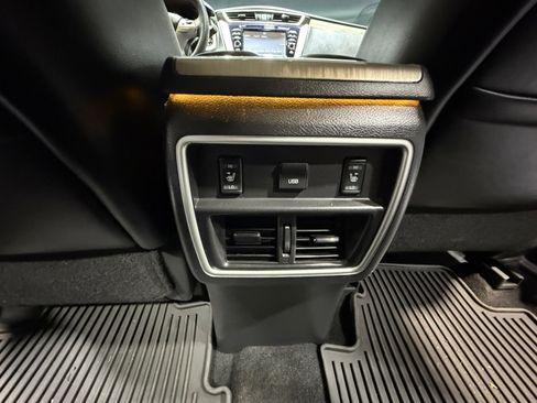 Used 2017 Nissan Murano Platinum w/ Platinum Technology Package image 32