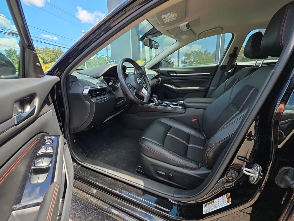 Certified 2023 Nissan Altima 2.5 SR AWD/4WD image 10