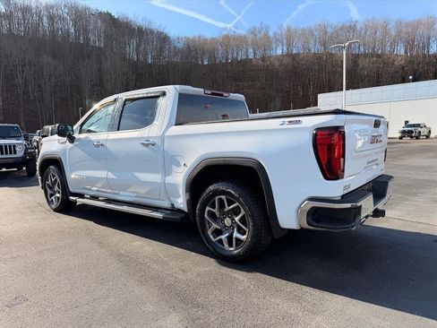 Used 2023 GMC Sierra 1500 SLT w/ SLT Premium Package image 7