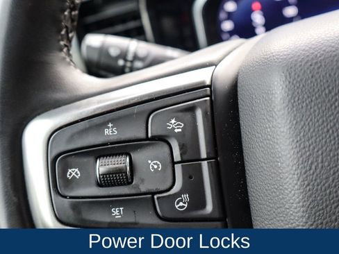 Used 2025 Chevrolet Silverado 2500 LT w/ Convenience Package image 26