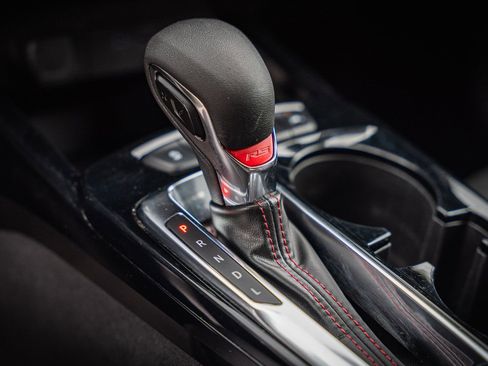 Used 2024 Chevrolet Trax RS w/ Driver Confidence Package image 29