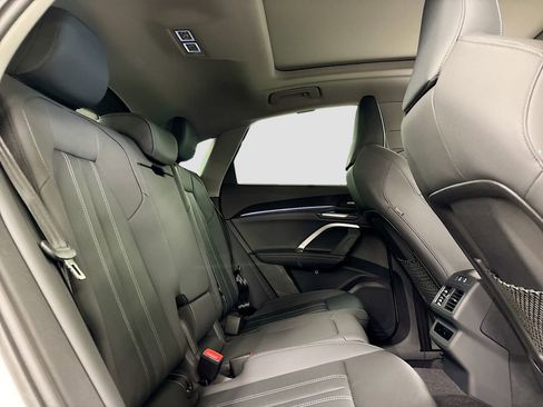 New 2025 Audi Q5 Premium Plus image 16
