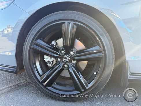 Used 2024 Honda Accord Sport image 12