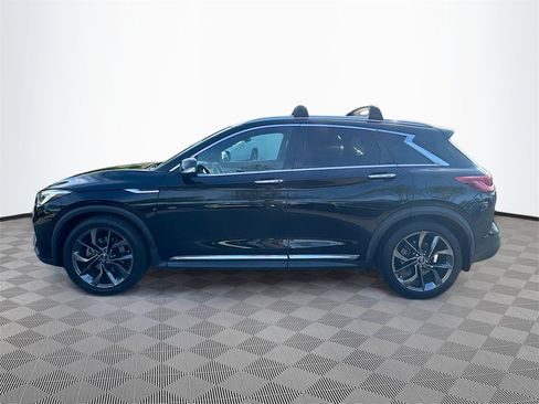 Used 2019 INFINITI QX50 Essential w/ Sensory Package image 9