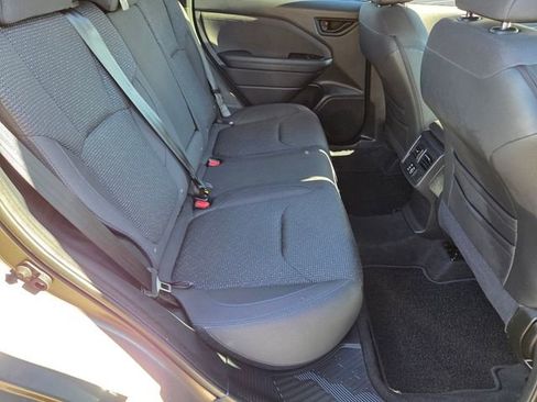 Used 2025 Subaru Forester Premium image 14