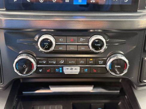 Used 2025 Ford F250 Lariat AWD/4WD image 31