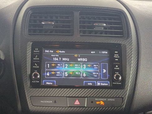 Used 2024 Mitsubishi Outlander Sport ES AWD/4WD image 20