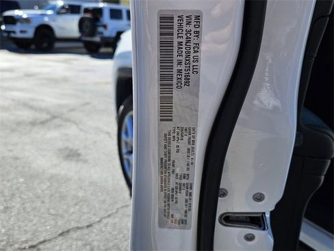 Used 2025 Jeep Compass Latitude w/ Altitude Special Edition image 16