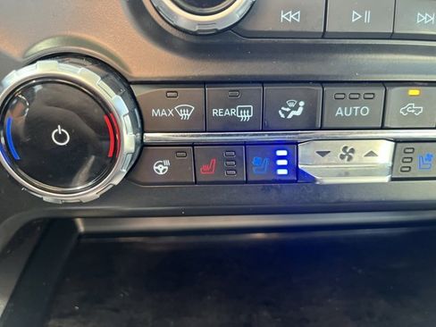 Used 2024 Ford F250 Lariat w/ Chrome Package image 14