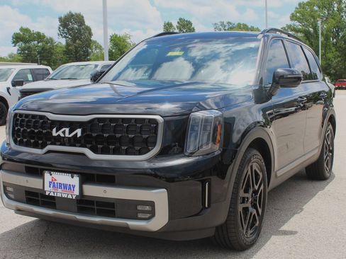 Used 2023 Kia Telluride SX X-Line AWD/4WD image 2