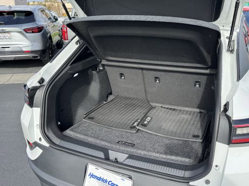 Certified 2025 Volkswagen ID.4 Pro image 71