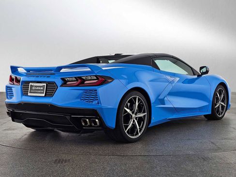 Used 2021 Chevrolet Corvette 3LT w/ Z51 Performance Package image 12