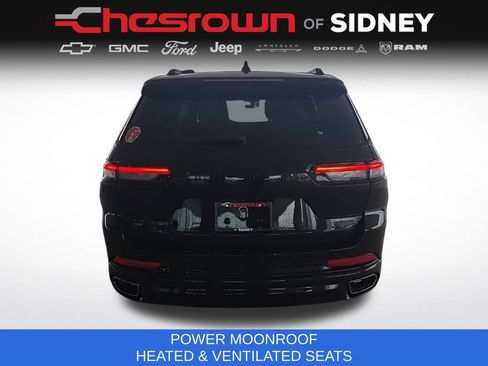 Used 2023 Jeep Grand Cherokee L Summit AWD/4WD image 6