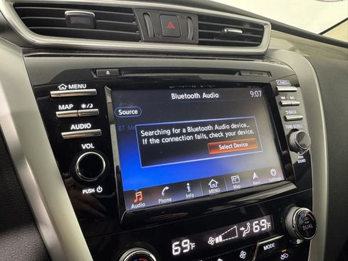 Used 2017 Nissan Murano S w/ Navigation Package AWD/4WD image 20