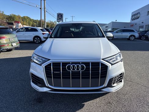 Certified 2022 Audi Q7 2.0T Premium w/ Convenience Package image 2