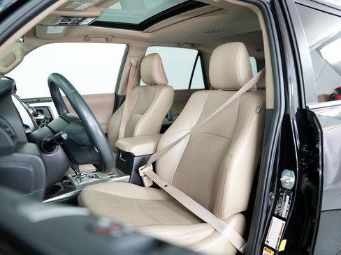 Used 2019 Toyota 4Runner Limited image 50