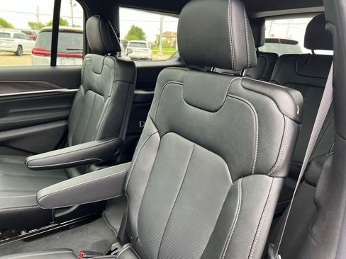 New 2026 Jeep Grand Cherokee L Limited AWD/4WD image 23