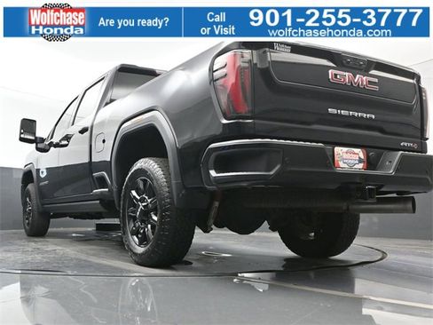 Used 2024 GMC Sierra 2500 AT4 w/ AT4 Premium Plus Package image 25