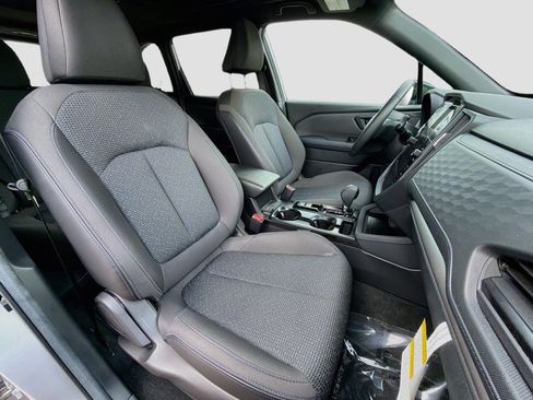 Used 2026 Subaru Forester Premium AWD/4WD image 15