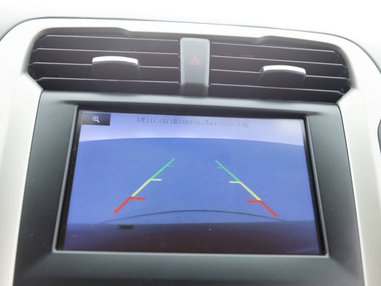 Used 2013 Ford Fusion SE FWD image 32