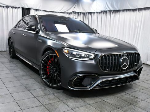 Used 2025 Mercedes-Benz S 63 AMG S image 3