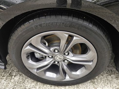 Certified 2024 Honda Accord EX image 7