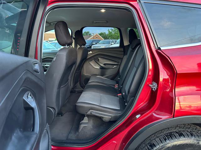 Used 2019 Ford Escape SE FWD image 12