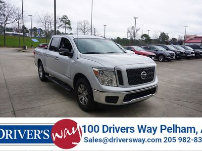 Used 2019 Nissan Titan SV