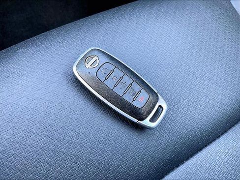 Certified 2023 Nissan Rogue SV w/ SV Premium B Package image 30