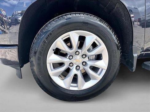 Used 2023 Chevrolet Silverado 1500 Custom RWD image 10