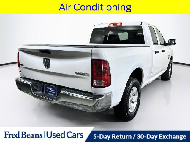 Used 2024 RAM 1500 Classic SLT AWD/4WD image 9
