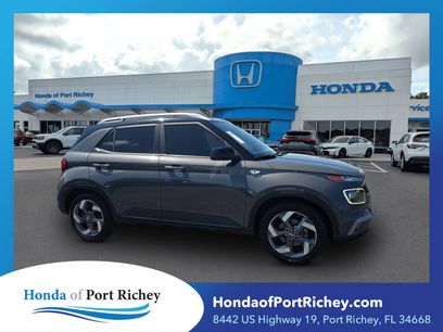 Used 2024 Hyundai Venue Limited