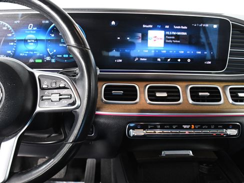 Used 2020 Mercedes-Benz GLE 450 GLE 450 image 15