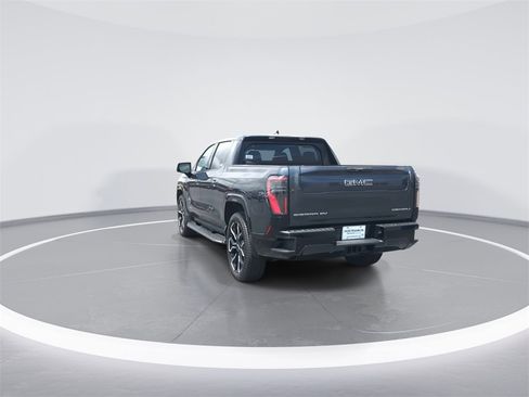 New 2025 GMC Sierra EV Denali image 7