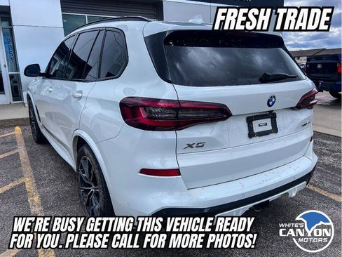 Used 2022 BMW X5 xDrive40i w/ M Sport Package AWD/4WD image 3